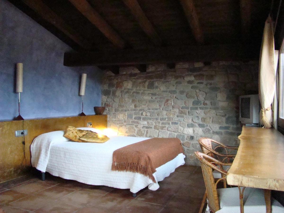 Monegal Hotel San Lorenzo de Morunys Quarto foto