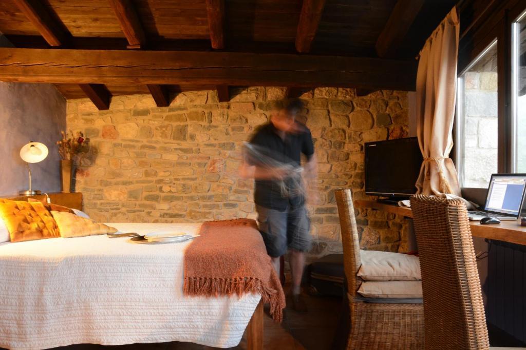 Monegal Hotel San Lorenzo de Morunys Quarto foto